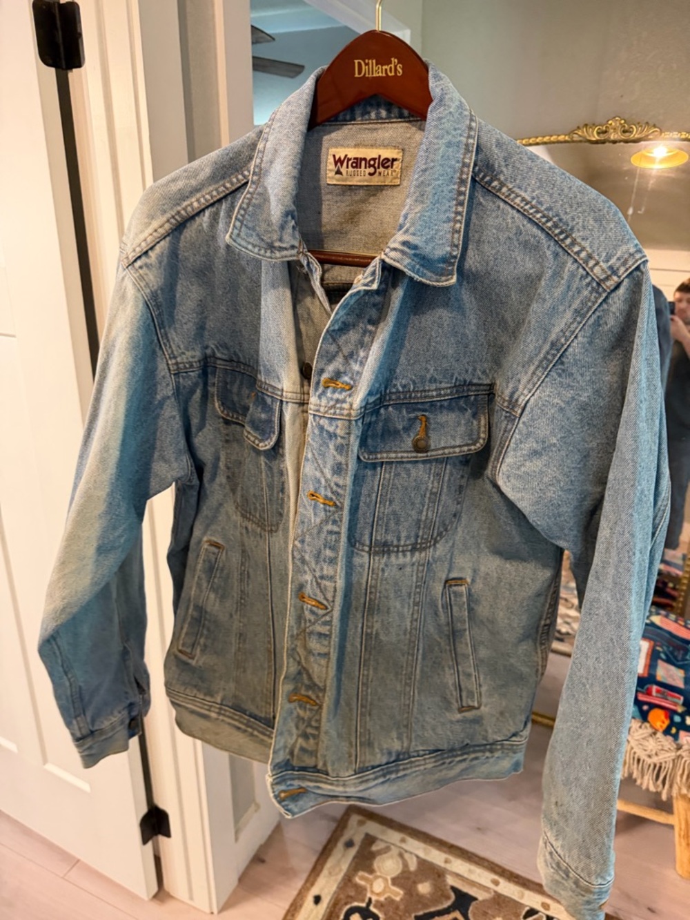 Vintage Ranch Wrangler Light Blue Denim Jacket - Classic Truckers Style